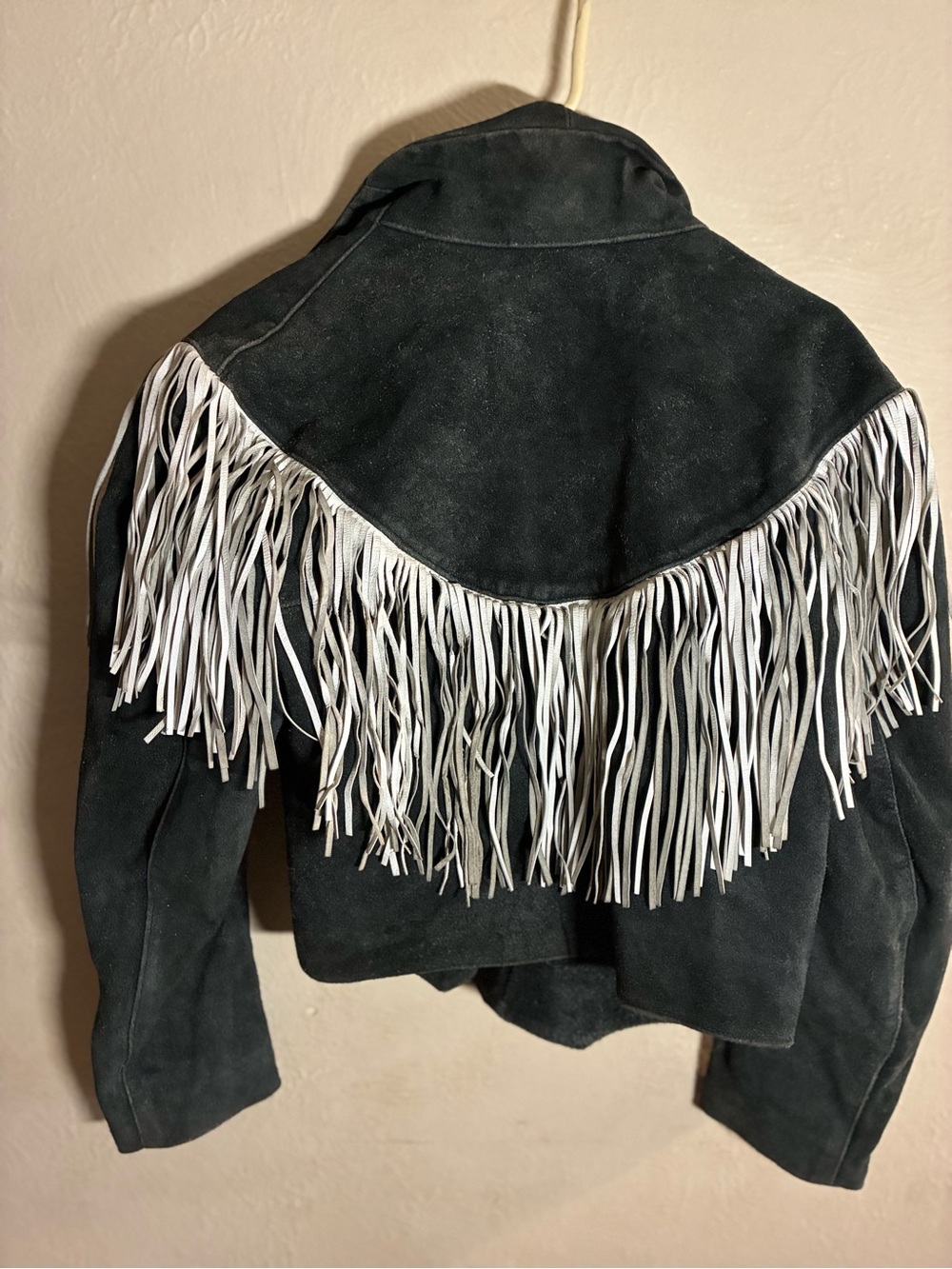 Fringed Suede Leather Jacket in Dark Gray with White Fringe - Picture 12 of 16